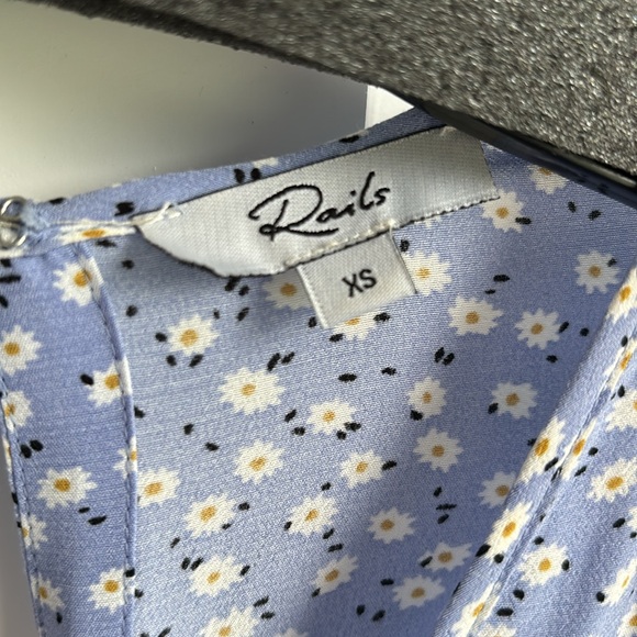 Rails Sophia Romper - size: XS - color: sky blue daisies - Picture 2 of 3